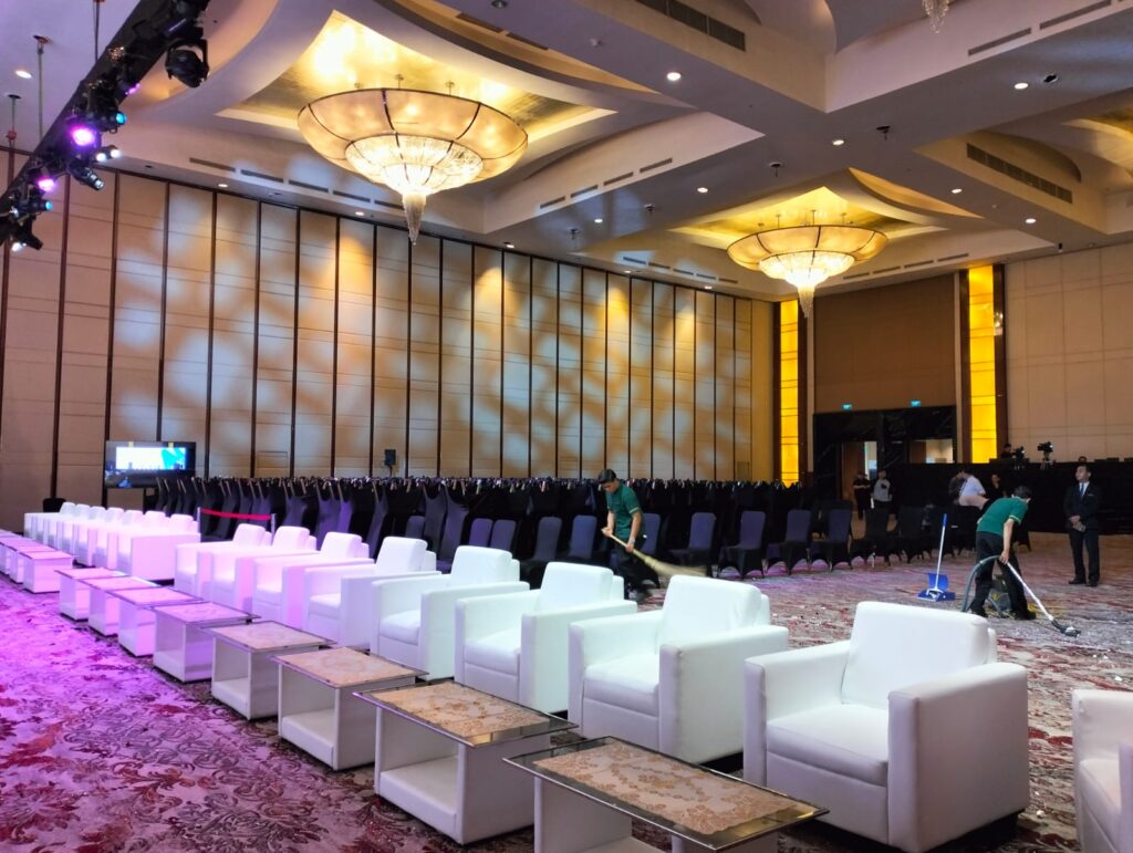 Sewa Sofa VIP Single