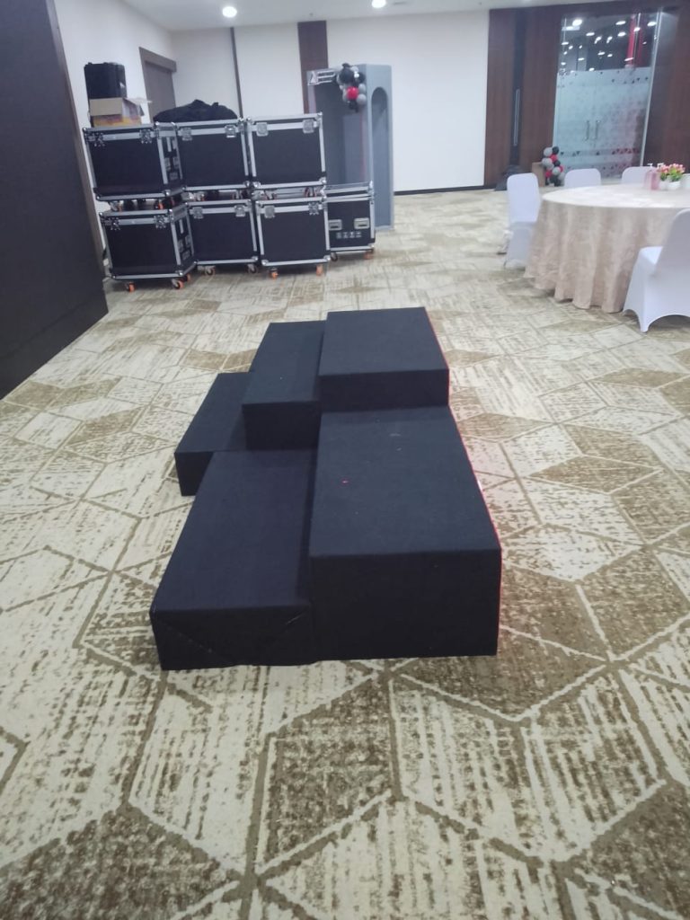 Sewa Podium Juara Custom